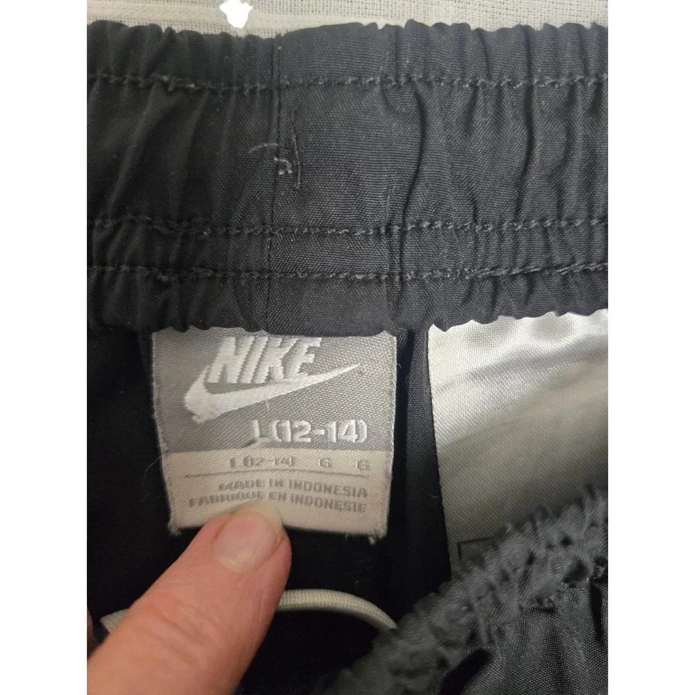 Nike Big Boys Black Mesh Athletic Shorts Size L 12-14 Dri Fit Training‎ Gym